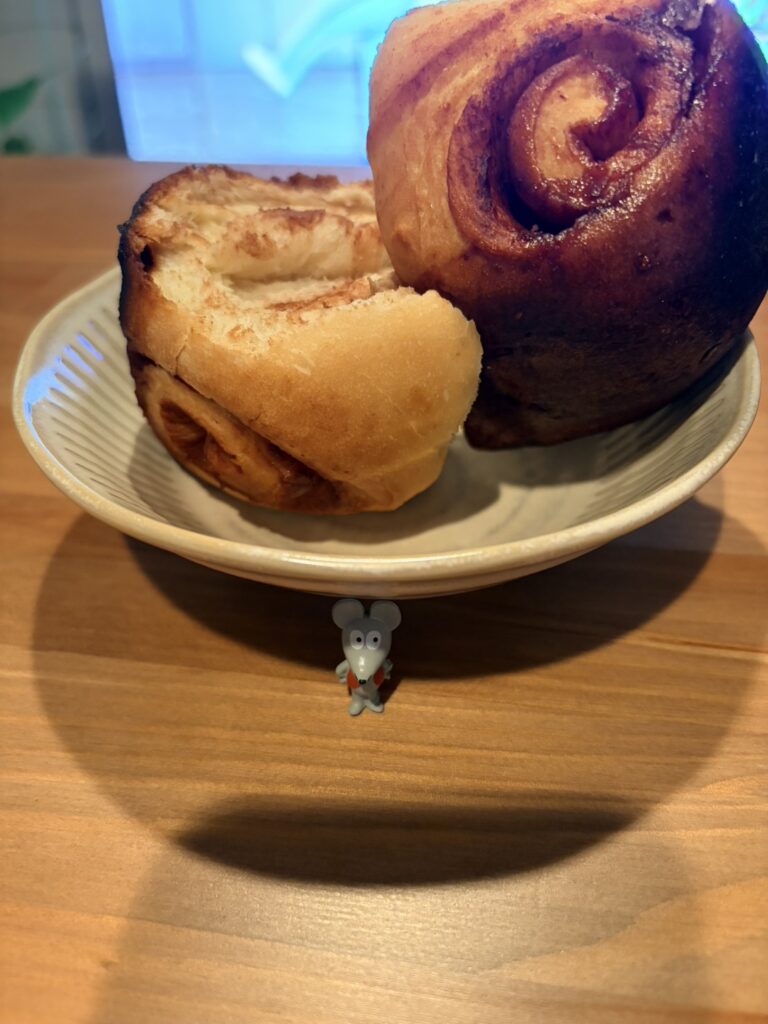 ねずみくん　シナモンロール