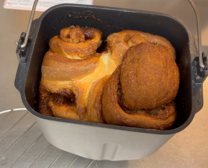 シナモンロール　in パンケース